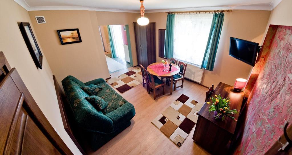 Dom Artusa Ustka Habitación foto